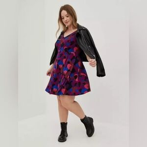 Multi Heart Flutter Mini Dress | Studio Knit V-Neck Button Front Size 2